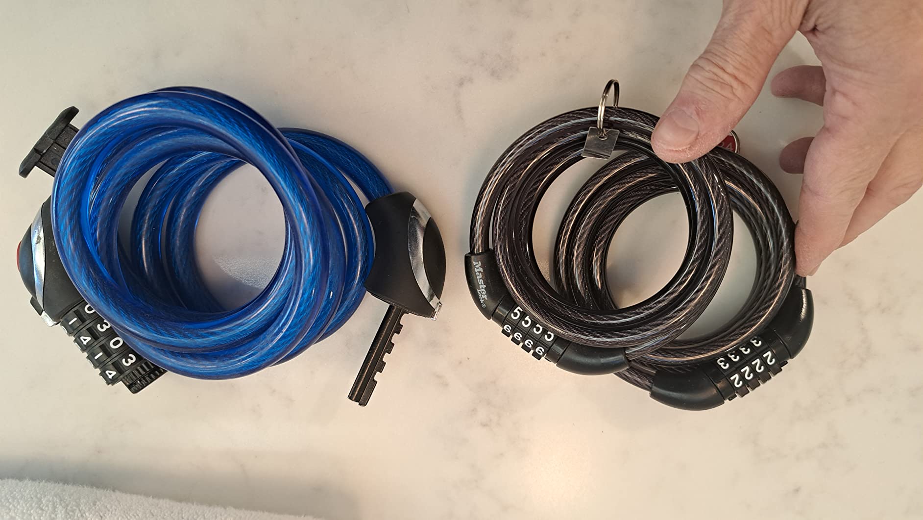 Master Lock Combination Cable Bike Lock 4-Foot Long Bicycle Lock, 8143D customer photo 2