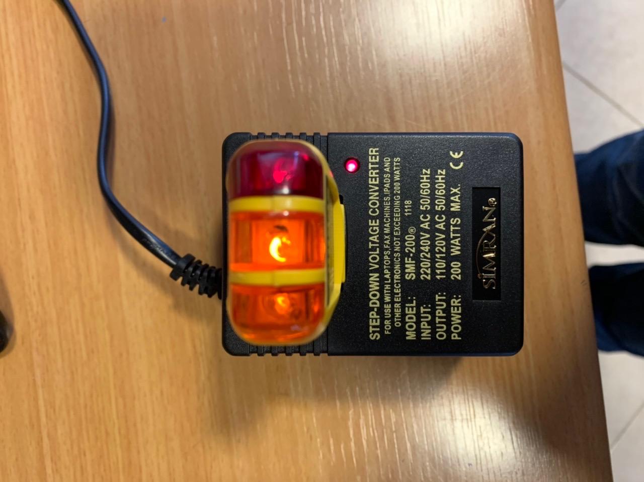Simran SMF-200 Deluxe 200 Watts Step Down Voltage Converter for International Travel to AC 220V/240V Countries, Ideal for Laptops, Cameras, iPhones, BlackBerry, iPods etc customer photo 1