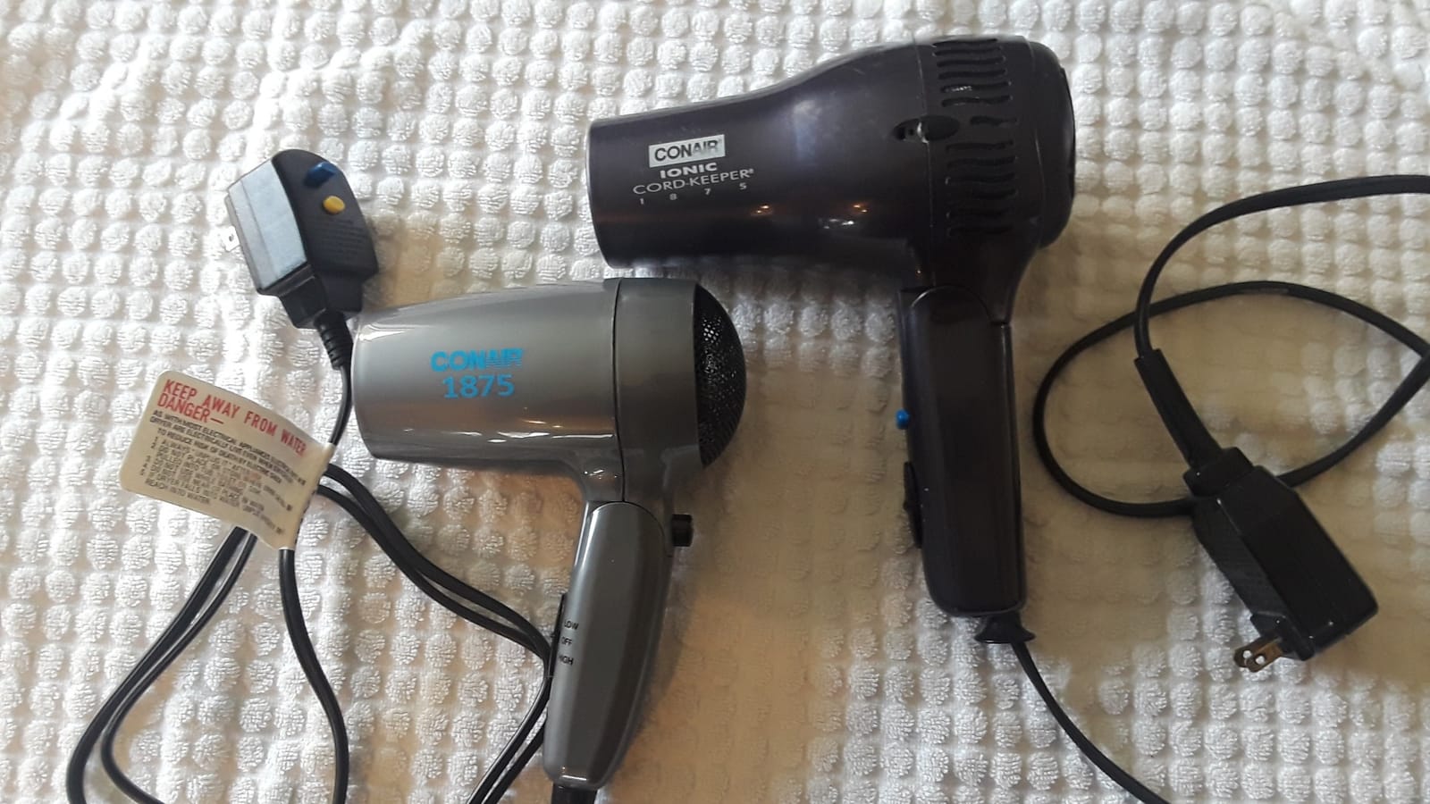 Conair 1875 Watt Travel Hair Dryer customer photo 2