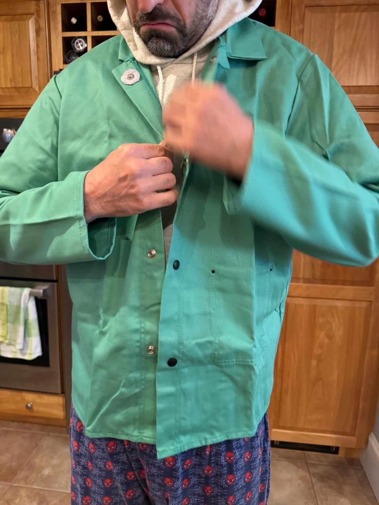 MAGID SparkGuard Flame Resistant Green Welding Jacket | 1 Jacket | 9 oz. Lightweight 100% Cotton Sateen | ASTM D6413 | Men’s | 1830 | Breathable Spark & Heat Protection PPE | PVC-Free customer photo 2