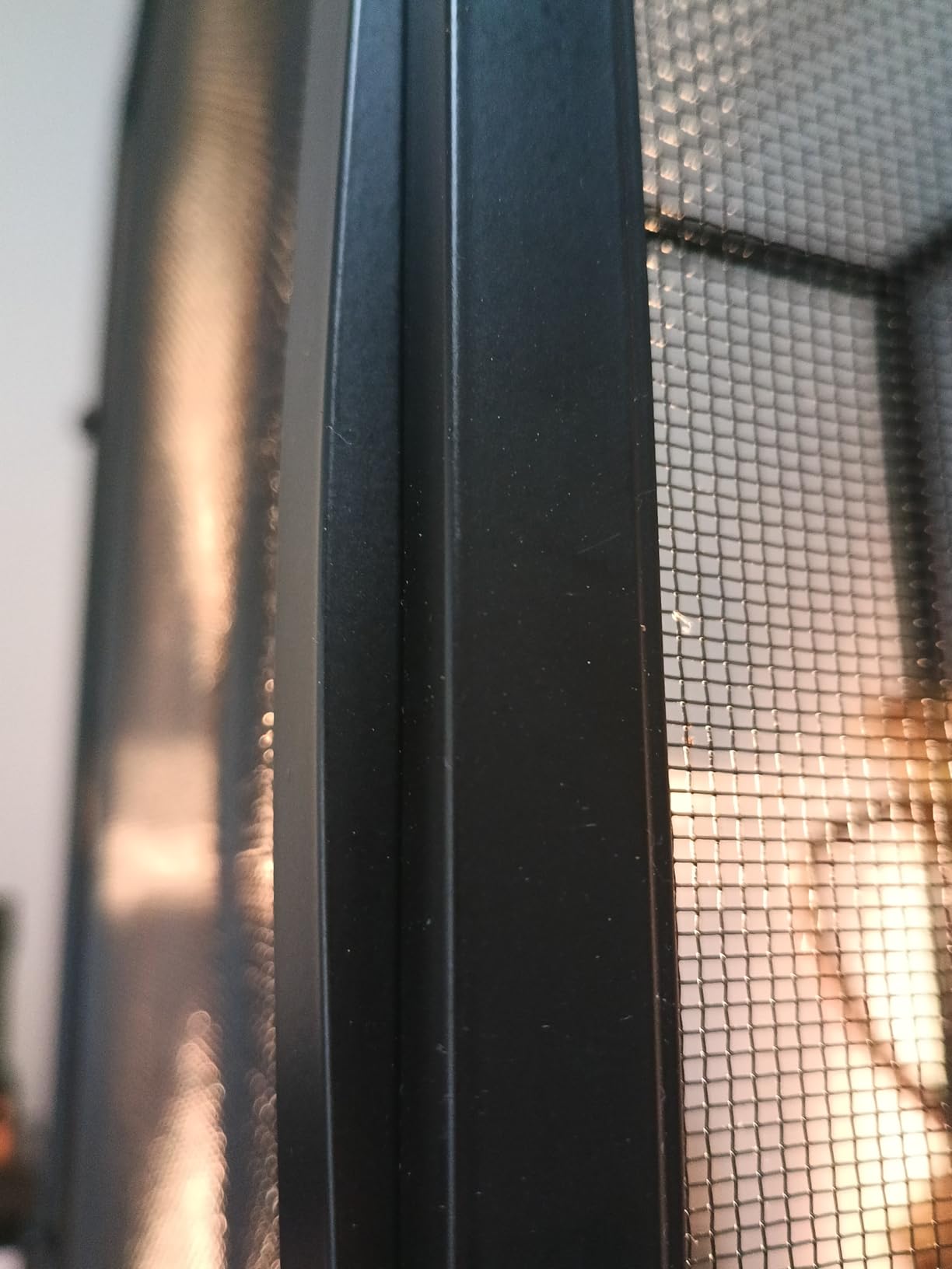 Zoo Med ReptiBreeze Open Air Screen Cage, Large, 18 x 18 x 36-Inches customer photo 2