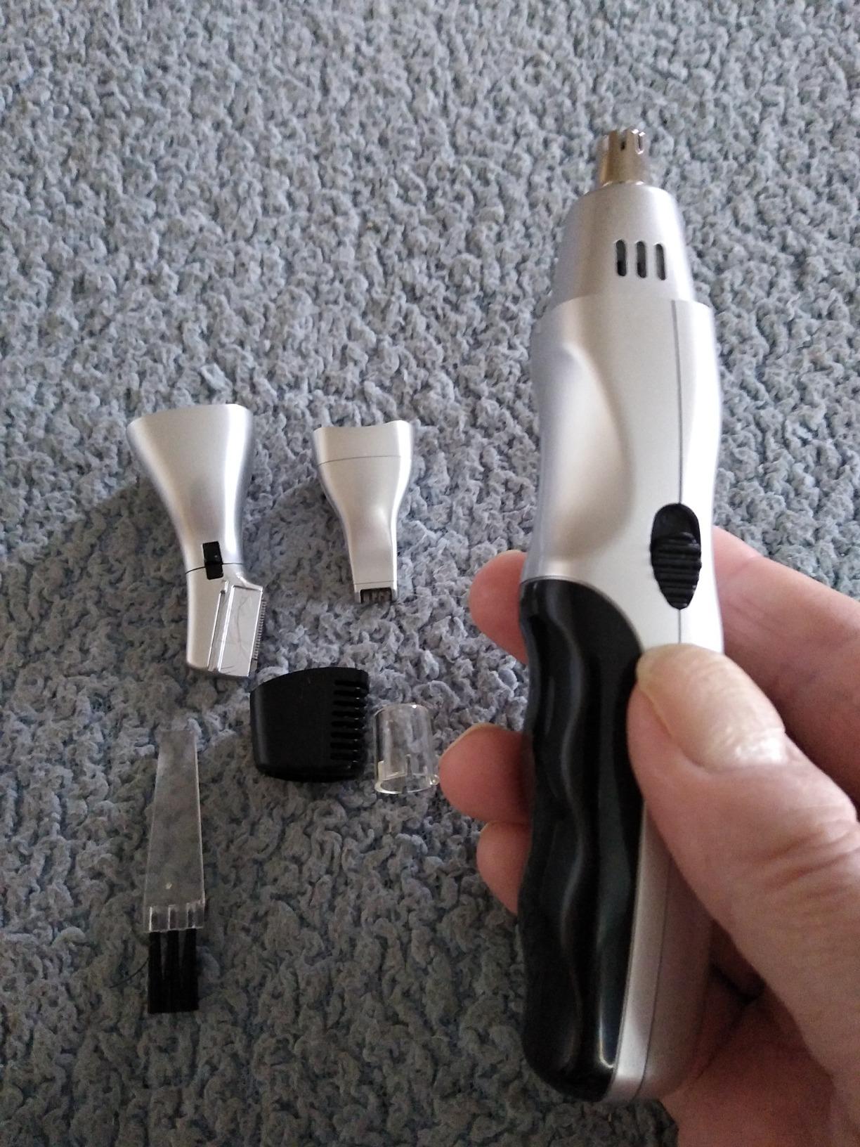 Wahl Battery Men’s Nose Hair Trimmer - Eyebrows, Neckline, Nose & Ear Hair customer photo 1