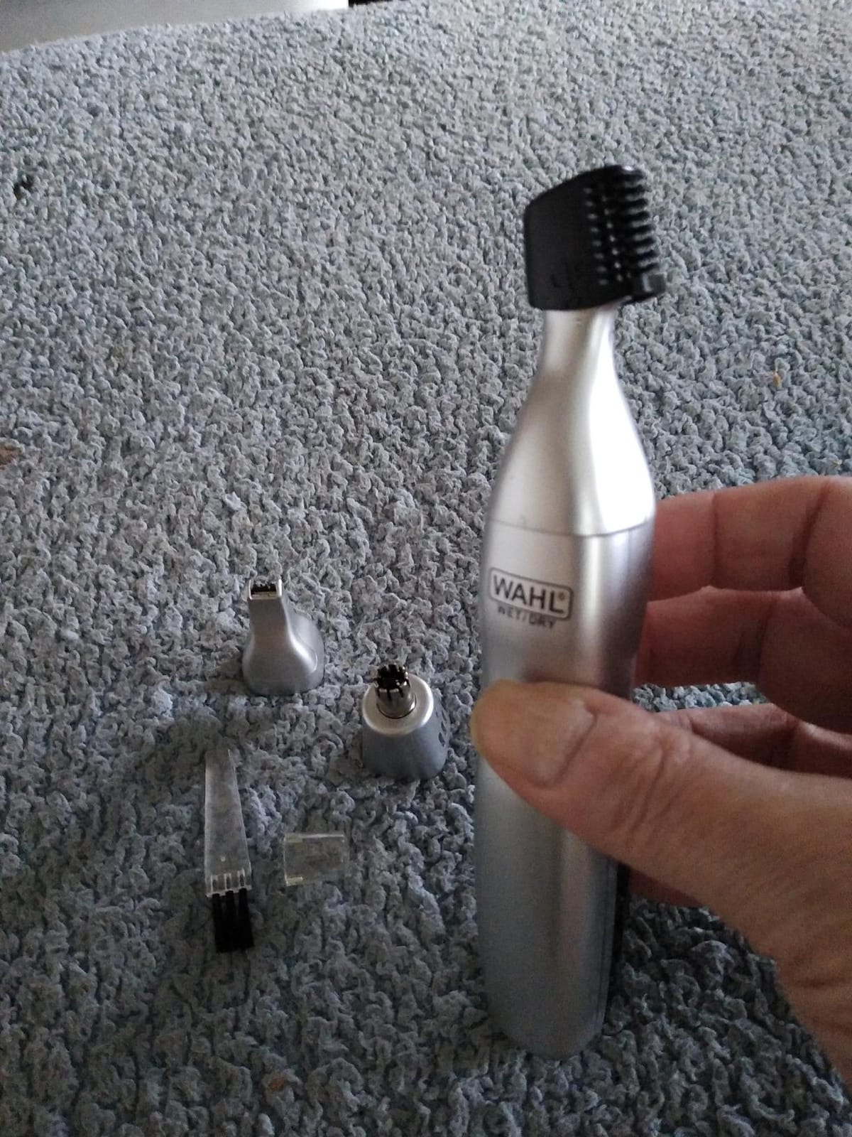 Wahl Battery Men’s Nose Hair Trimmer - Eyebrows, Neckline, Nose & Ear Hair customer photo 2