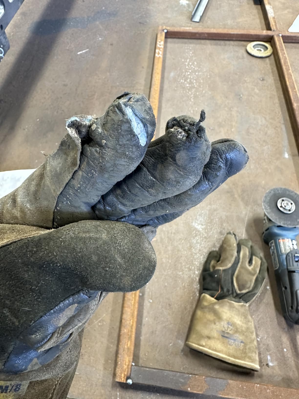 Superior Glove Endura 370GFKL Leather TIG Work Gloves (1 Pair) Medium customer photo 2