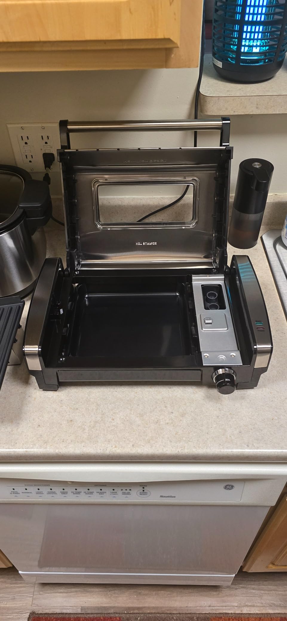 Hamilton Beach Electric Indoor Searing Grill With Lid & Viewing Window customer photo 2