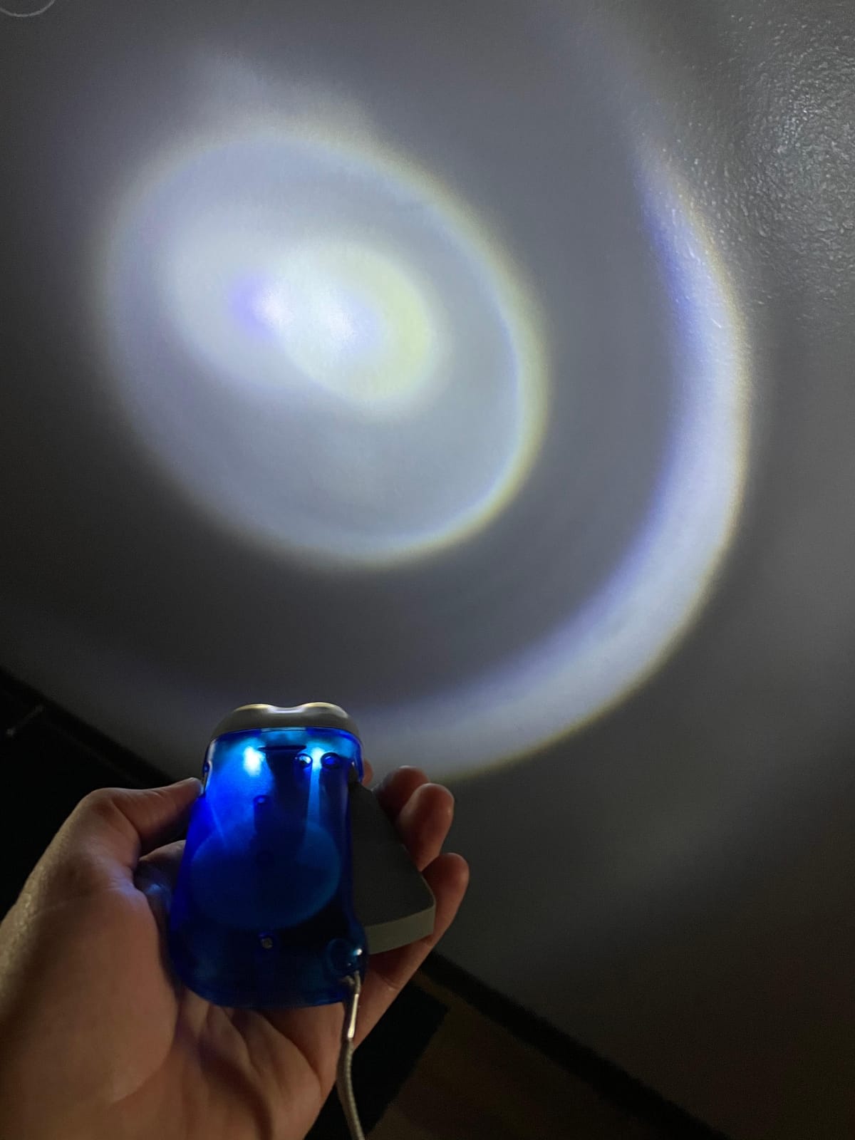 Evelots 4-Pack Hand Crank Flashlights for Emergencies, Double LED customer photo 1