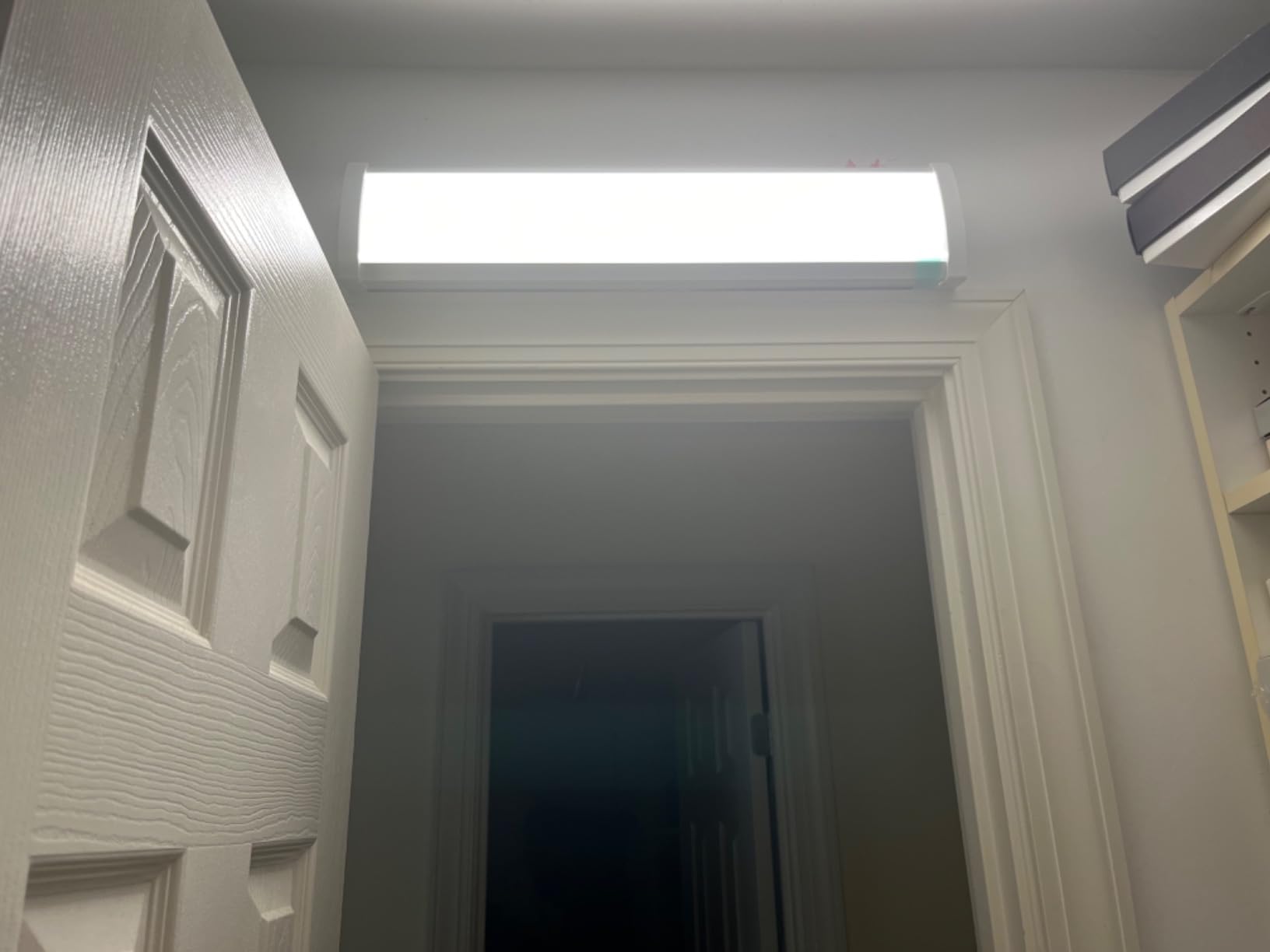 Lithonia Lighting 4' Low-Profile LED Wraparound Light Fixture, 4000K, 120V customer photo 2