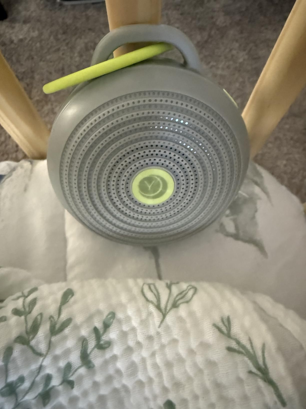 Yogasleep Hushh Portable White Noise Sound Machine for Baby, 3 Soothing Natural Sounds with Volume Control, Compact Size, Noise Canceling for Sleep Aid, Office Privacy, & Meditation, Registry Gift customer photo 1