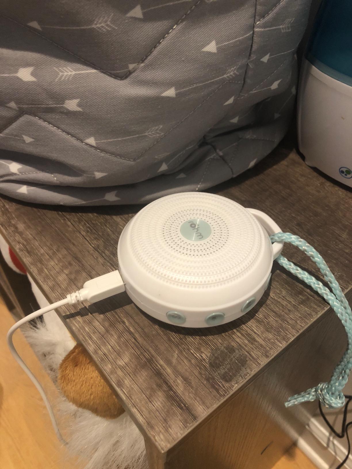 Yogasleep Rohm Portable White Noise Sound Machine, 3 Soothing Natural Sounds with Volume Control, Sleep Therapy For Adults, Kids & Baby, Noise Cancelling for Office Privacy & Meditation, Registry Gift customer photo 1