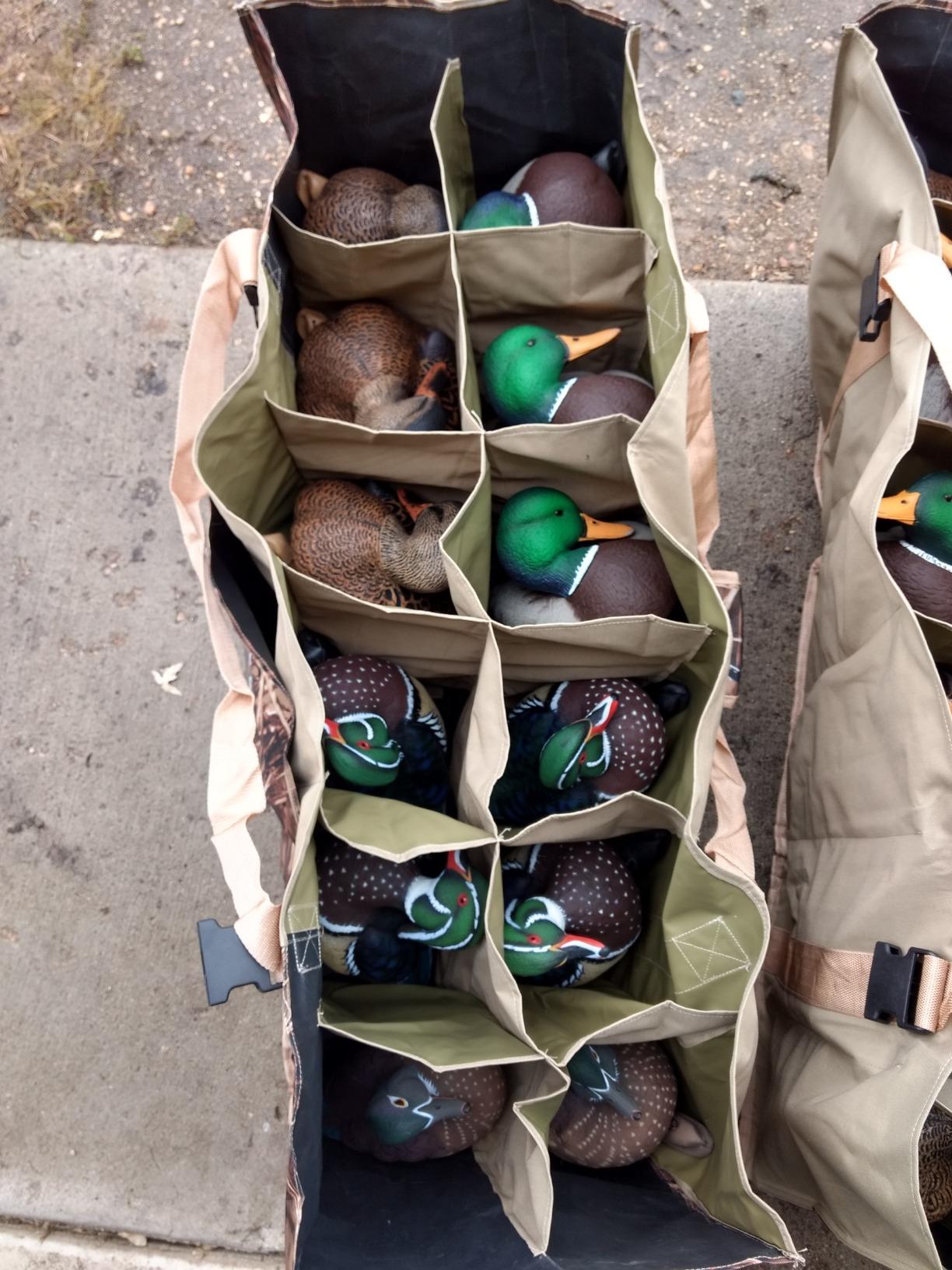 DecoyPro 12 Slot Duck Decoy Bag - Hunting Equipment to Protect Duck Decoys - Padded & Adjustable Shoulder Strap - Duck Hunting Accessories with Water & Dirt Drain System customer photo 1