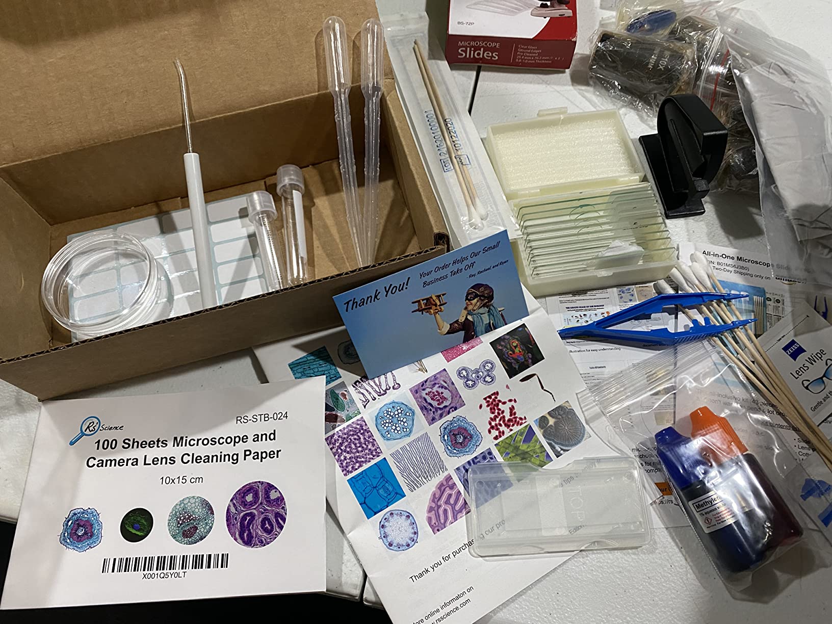 Rs' Science All-in-One Microscope Slide Preparation Kit, 40 Pieces customer photo 1