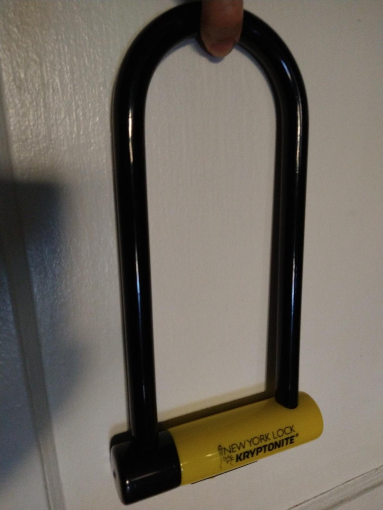 Kryptonite New York Long Shackle Bike U-Lock, Heavy Duty Anti-Theft Security Bicycle Lock Sold Secure Gold, 16mm Long Shackle with Keys, Ultimate Security Lock for Bicycles E-Bikes Scooters customer photo 1
