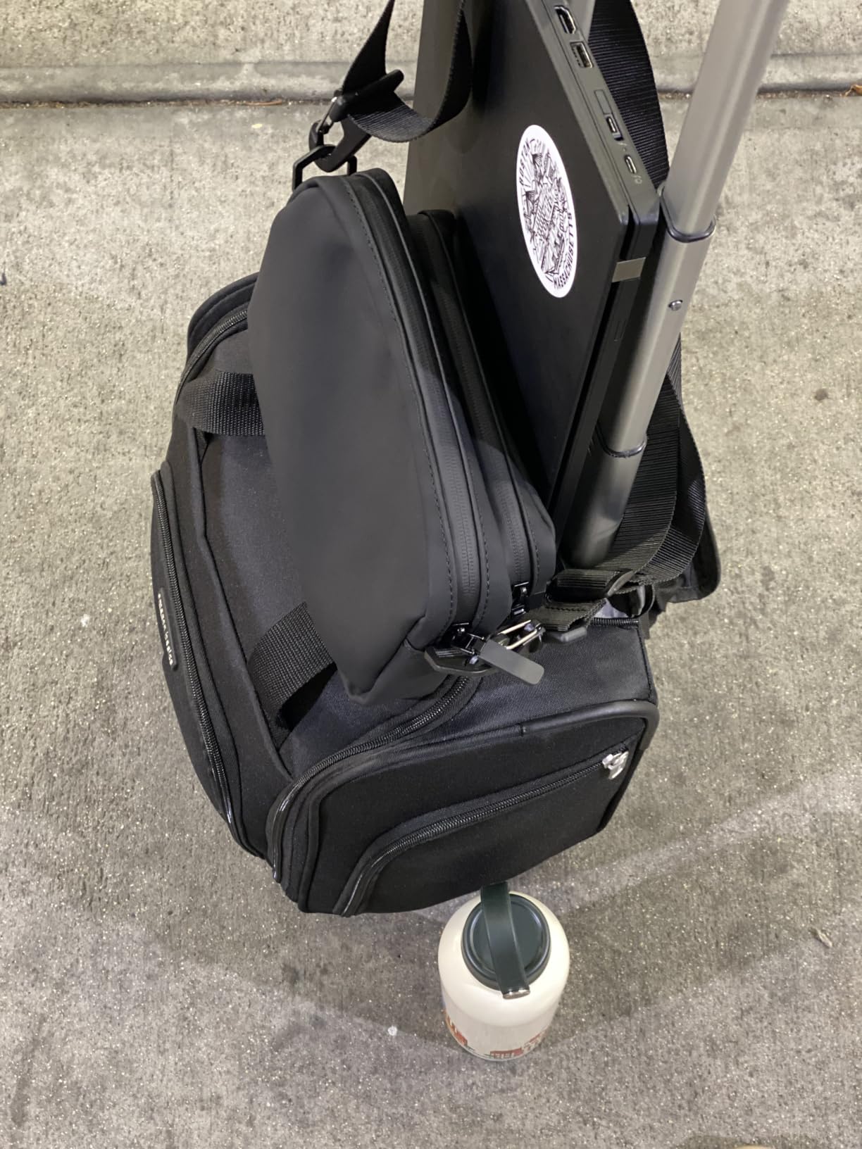 Amazon Basics Underseat Carry-On Luggage with Wheels and Handle, 14