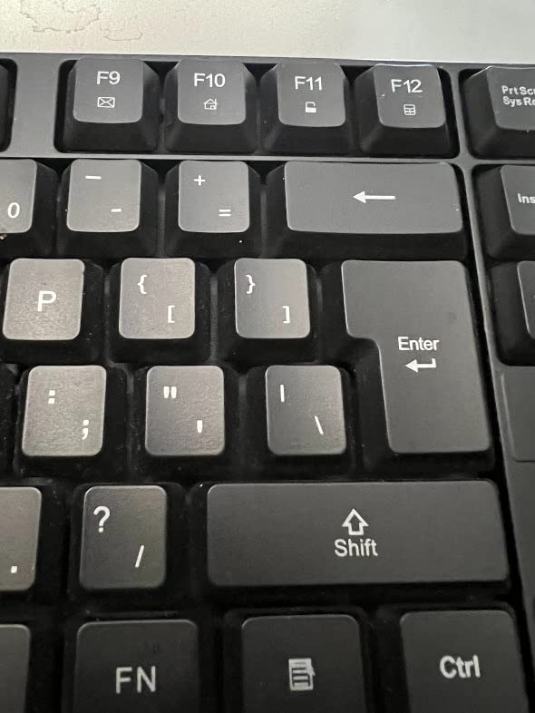 KLIM Chroma Wireless Keyboard – RGB Backlit Gaming, Rechargeable Battery, PC Keyboard, Durable & Water-Resistant, Compatible with PS4, PS5 & Mac - Black customer photo 1