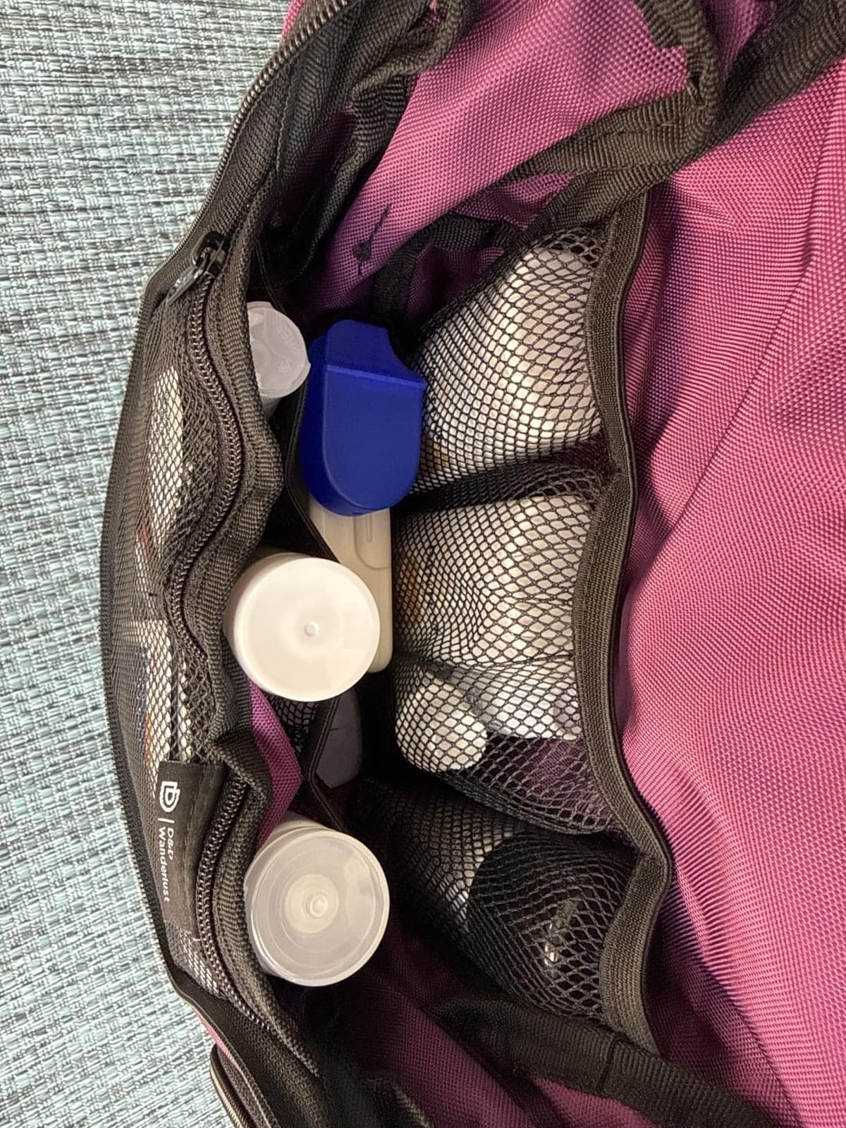 D&D Wanderlust D&D Hanging Travel Toiletry Bag for Men and Women – Cosmetics, Makeup and Toiletries Organizer Kit with 10 Compartments customer photo 1