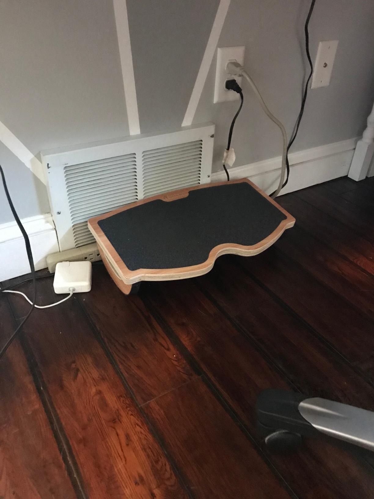 StrongTek Under Desk Footrest, Wooden Rocking Foot Rest, 350lbs, Non-Slip customer photo 2