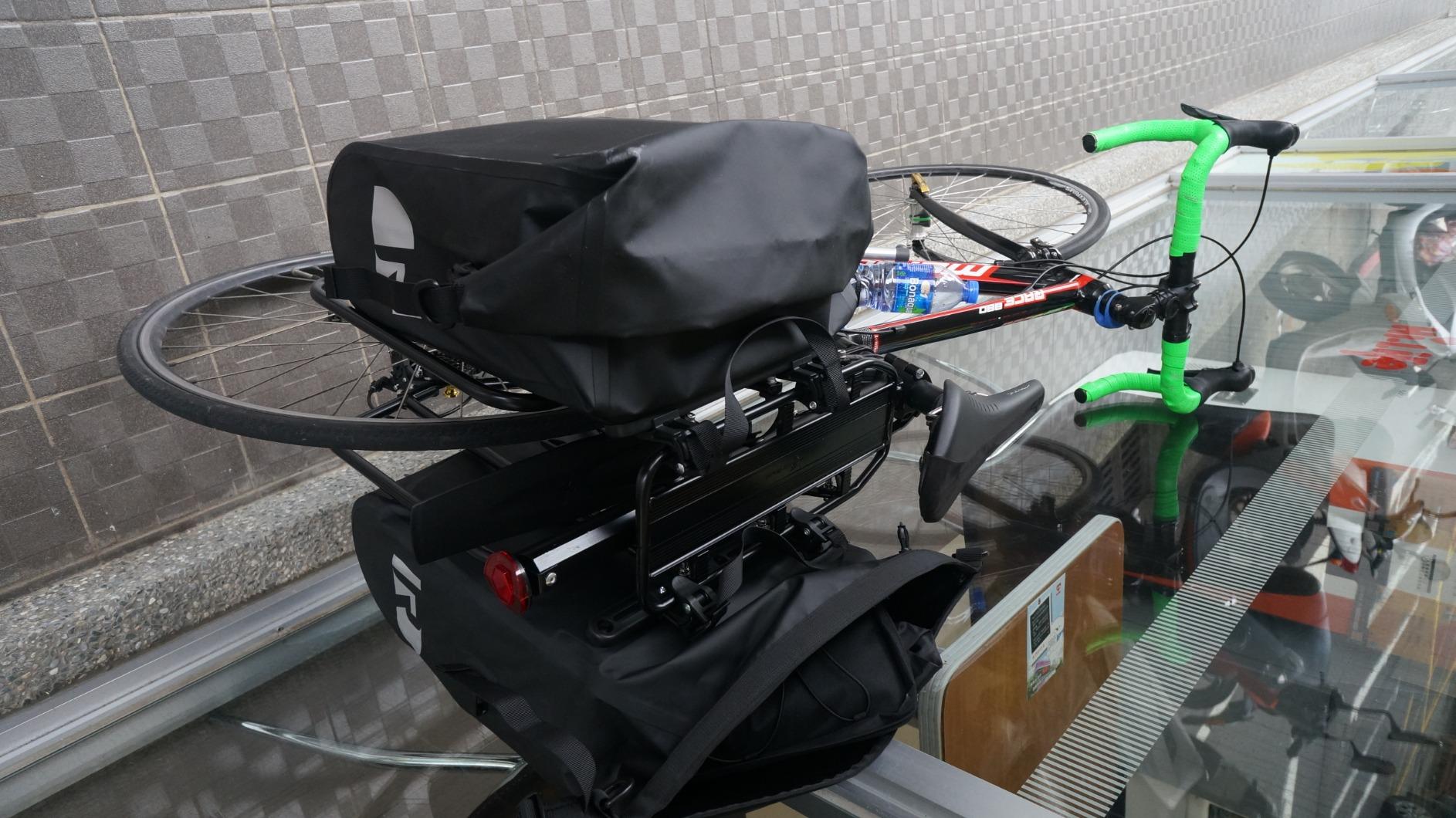 ROCKBROS 15L Bike Rear Rack Bag Pannier Trunk Bag with Rain Cover customer photo 2