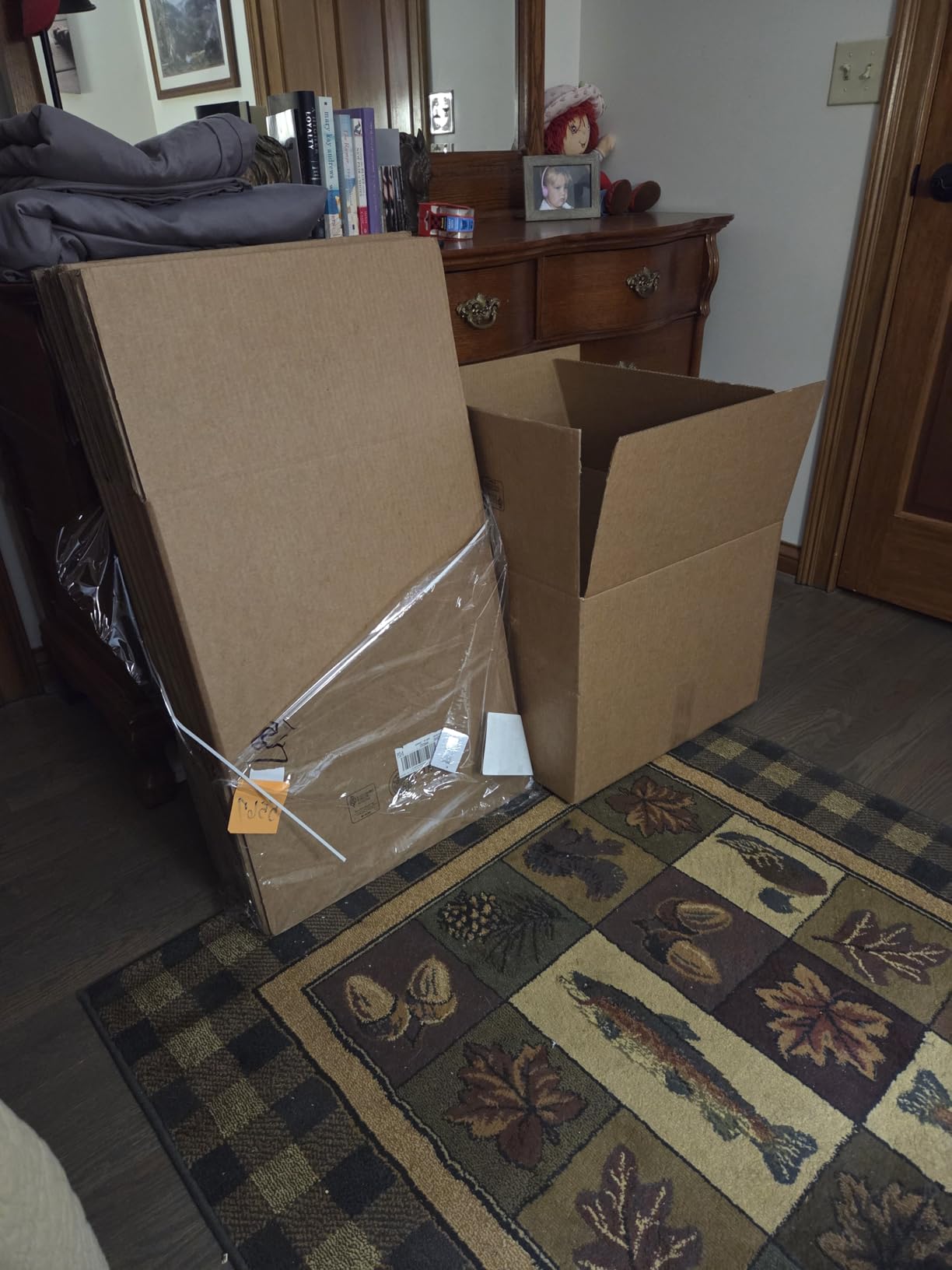 Amazon Basics Cardboard Moving Boxes, Medium 18