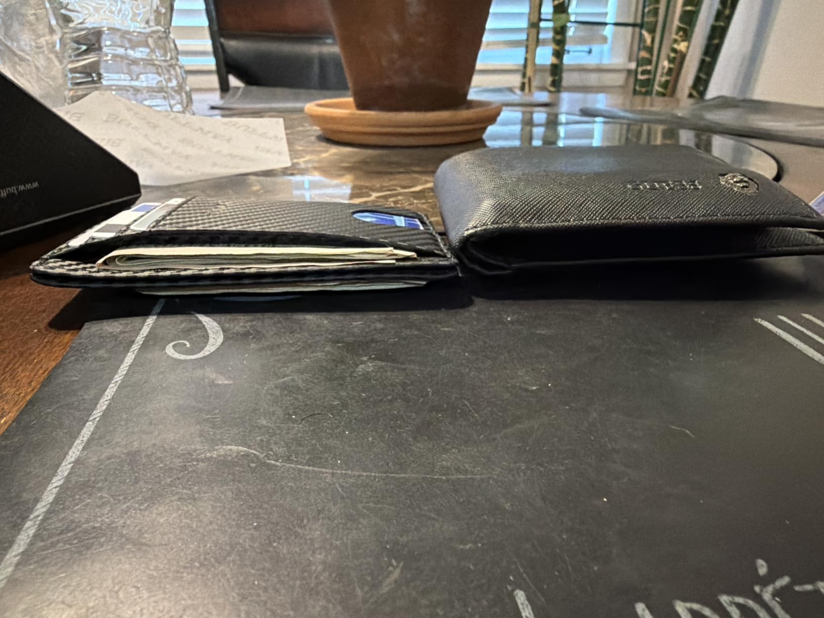 Buffway Slim Minimalist Front Pocket RFID Blocking Leather Wallets for Men and Women - Carbon Fiber Black customer photo 2