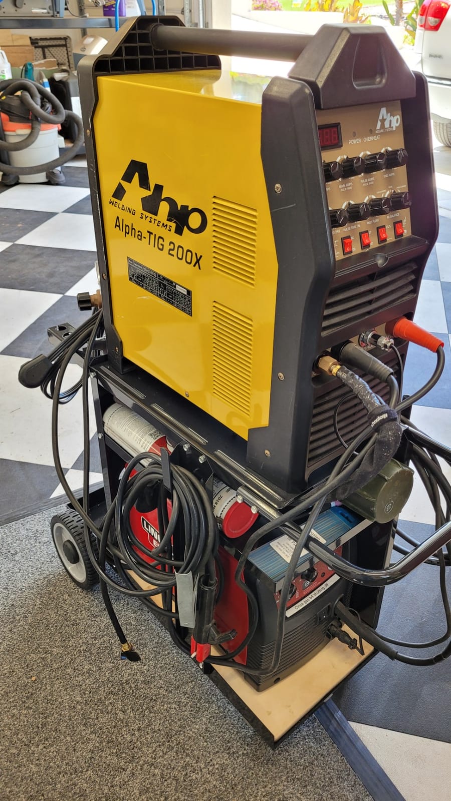 Eastwood Welding Cart for MIG Welder | MIG TIG Plasma Table Durable Carts with 350 Lbs Weight Capacity 3 Shelves Cable and Gas Bottle & Accessory Storage customer photo 1