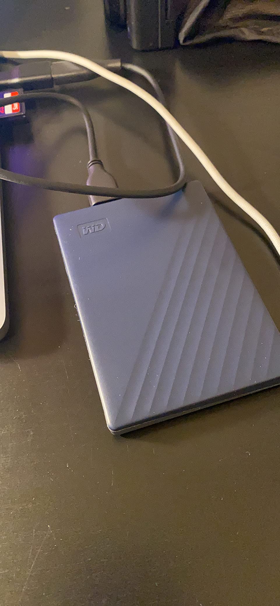 WD 2TB My Passport for Mac, Navy, Portable External Hard Drive with backup software and password protection, USB 3.1/USB 3.0 compatible - WDBA2D0020BBL-WESN customer photo 2