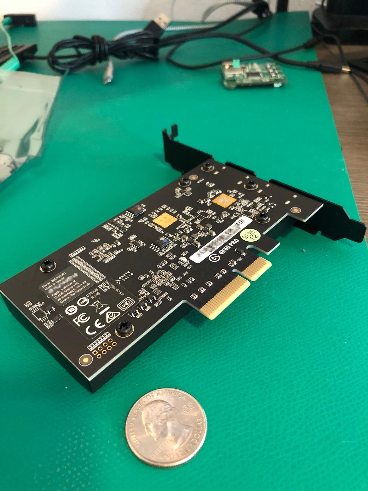 Elgato 4K60 Pro MK.2, Internal Capture Card, Stream and Record 4K60 HDR10 with ultra-low latency on PS5, PS4 Pro, Xbox Series X/S, Xbox One X, in OBS, Twitch, YouTube, for PC customer photo 1