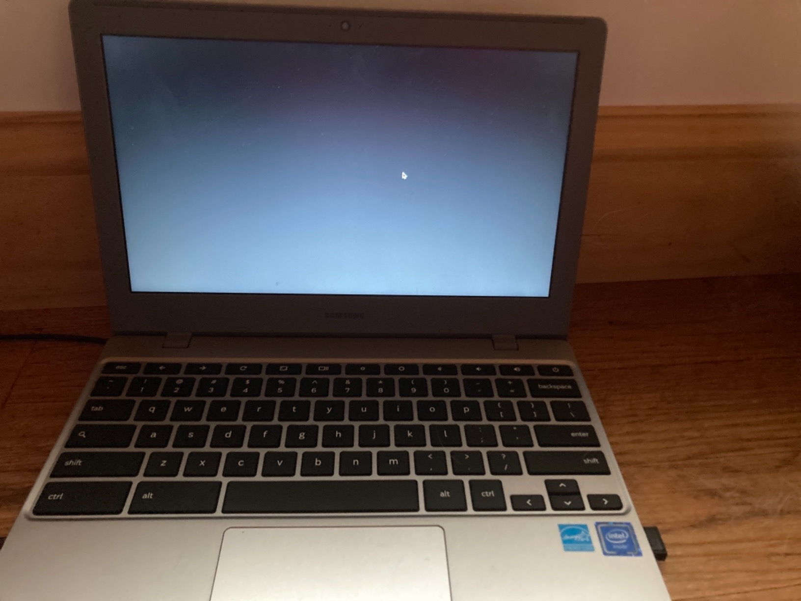 SAMSUNG Galaxy Chromebook 4 11.6” 64GB Laptop Computer w/ 4GB RAM, Gigabit WiFi, HD Intel Celeron Processor, Compact Design, Military Grade Durability, US Version, Silver customer photo 1