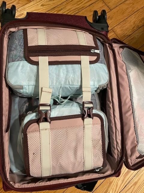 Travelpro Platinum Elite Carry-On Luggage Spinner, True Navy, 21-Inch customer photo 1