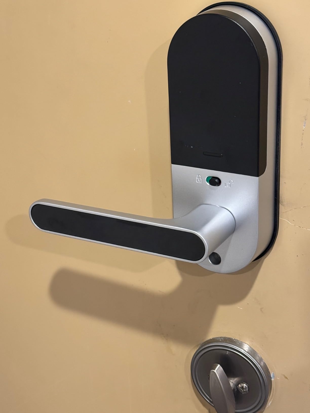 Fingerprint Smart Door Lock with Handle & Keypad – No More Lost Keys, Keyless Entry & Remote Access for Home, Kids, Airbnb & Rental Property, DIY Install, Alexa & Google Compatible customer photo 2