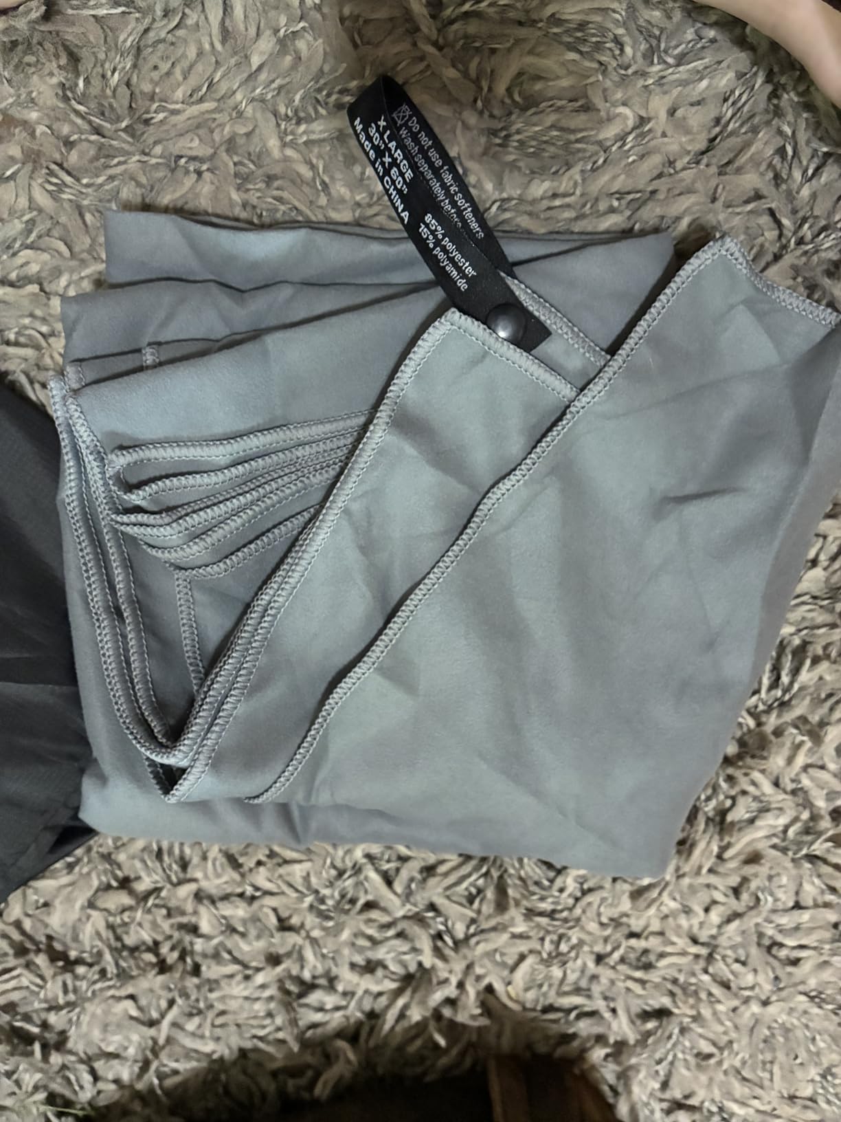 Rainleaf Microfiber Towel Quick Dry Camping & Travel & Gym Towel. Compact customer photo 2