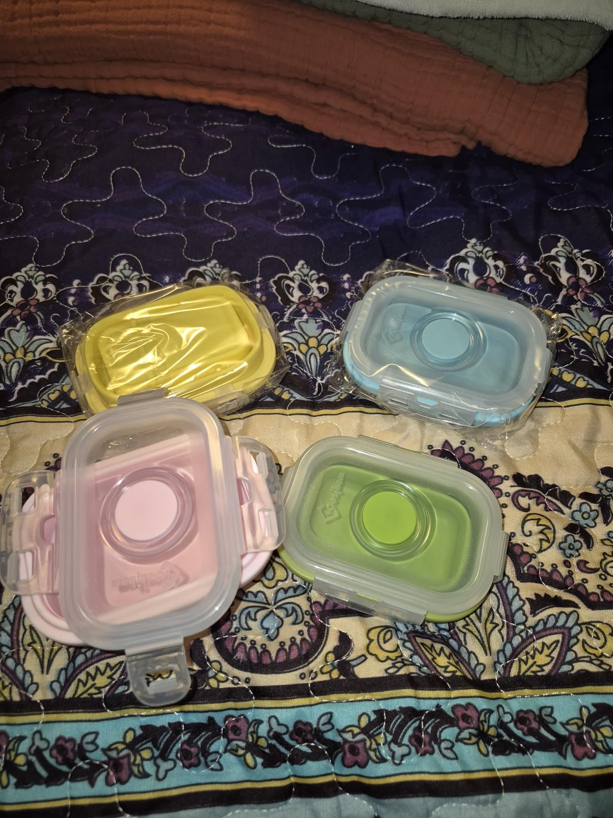 Collapsible Silicone Food Storage Container, Portion Control Container with Clip-on Lid, Stackable, Space Saving, Microwave/Fridge/Freezer/Dishwasher Safe, 5 Oz, Pack of 4 customer photo 1