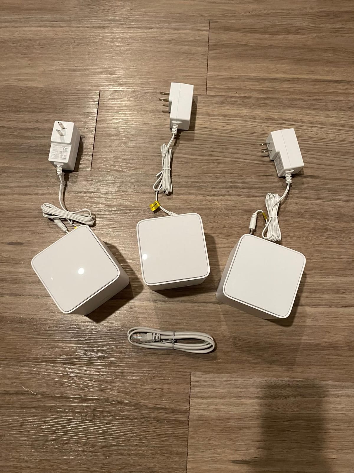 Tenda Nova Mesh WiFi System MW5G - Covers up to 3500 sq.ft - AC1200 Whole Home WiFi Mesh System - Gigabit Mesh Router for 80 Devices - Dual-Band Mesh Network to Replace Router and Extender - 3-Pack customer photo 1