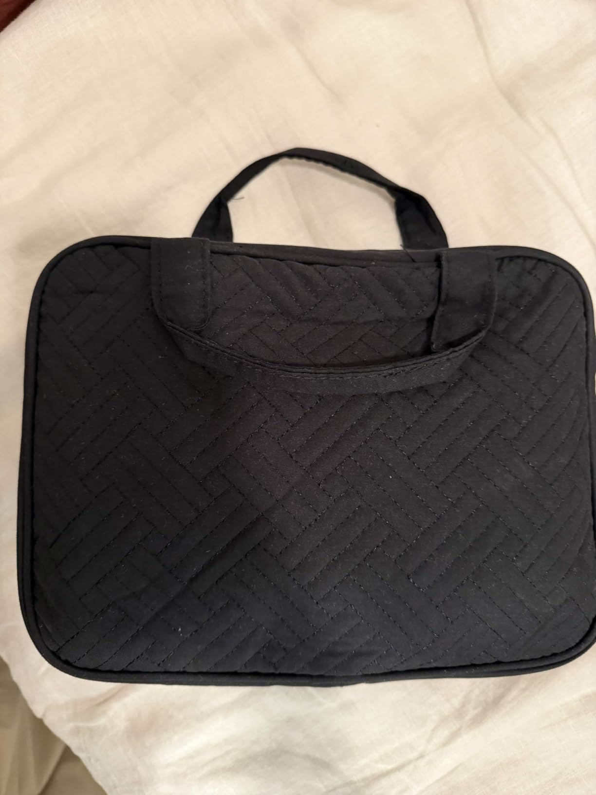 BAGSMART Large Toiletry Bag Travel Bag with Hanging Hook, Water-resistant Makeup Cosmetic Bag Travel Organizer for Accessories, Shampoo, Full Sized Container, Toiletries customer photo 2