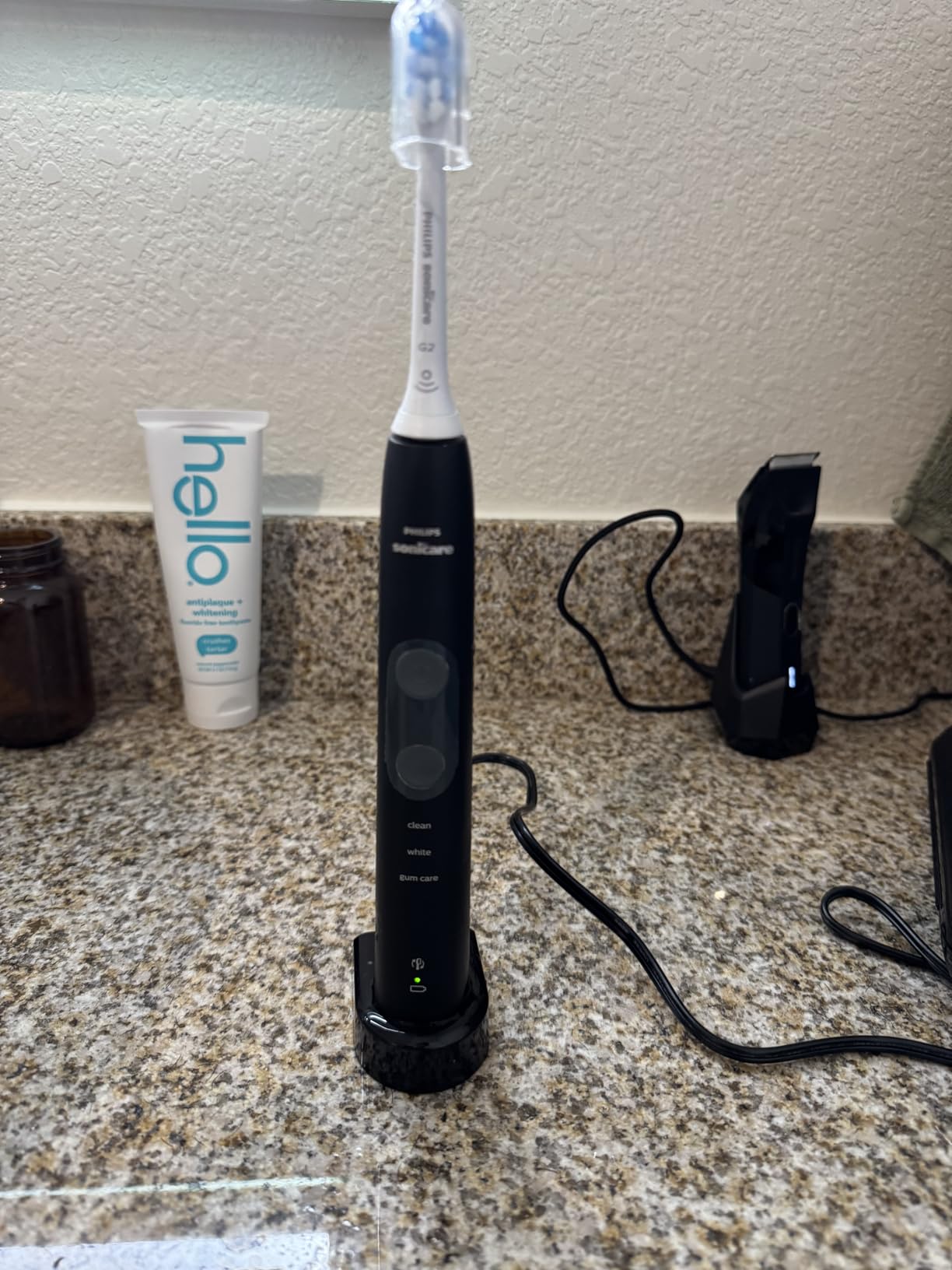 Philips Sonicare 5300 Rechargeable Electric Toothbrush, 3 Brush Head, Black customer photo 1