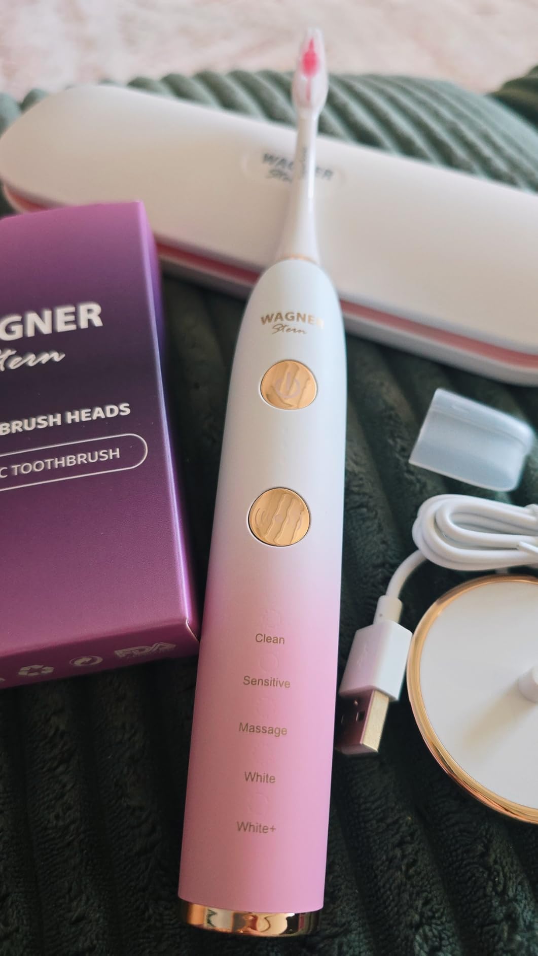 Wagner Stern WHITEN+ Electric Toothbrush, 48,000 VPM, Pressure Sensor, 5 Modes, 8 Brush Heads, Travel Case customer photo 1