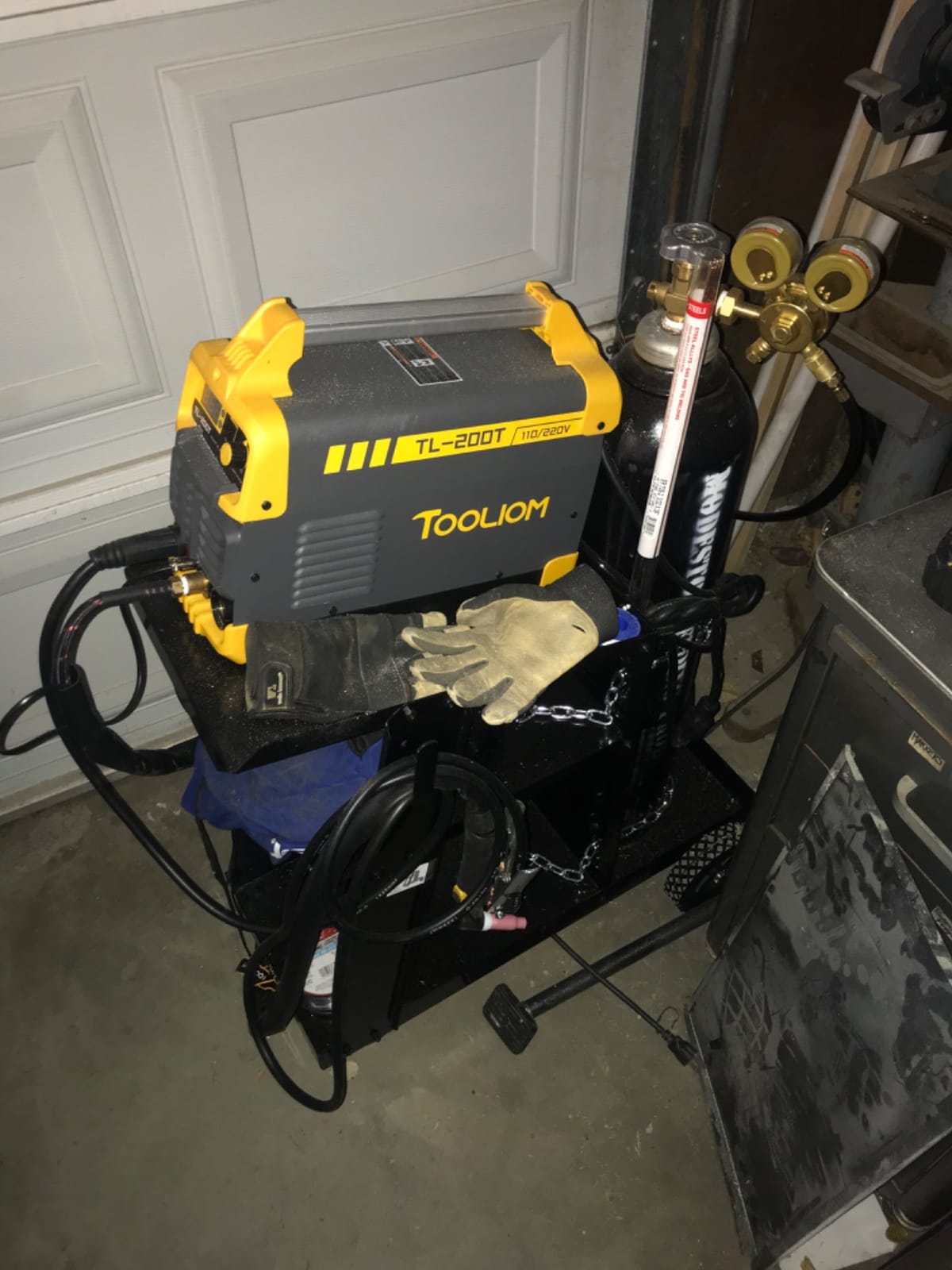TOOLIOM 200A TIG Welder with Pulse, 110V/220V Dual Voltage customer photo 2