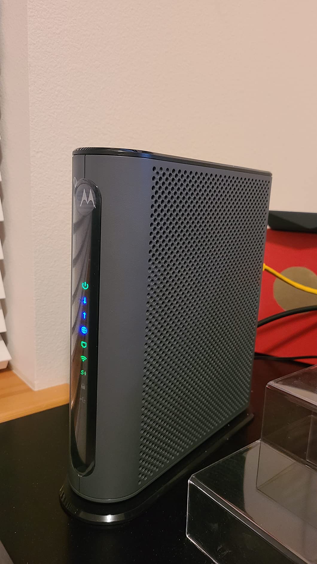 Motorola MG8702 | DOCSIS 3.1 Cable Modem + Wi-Fi Router (High Speed Combo) with Intelligent Power Boost | AC3200 Wi-Fi Speed | Approved for Comcast Xfinity, Cox, and Charter Spectrum customer photo 2