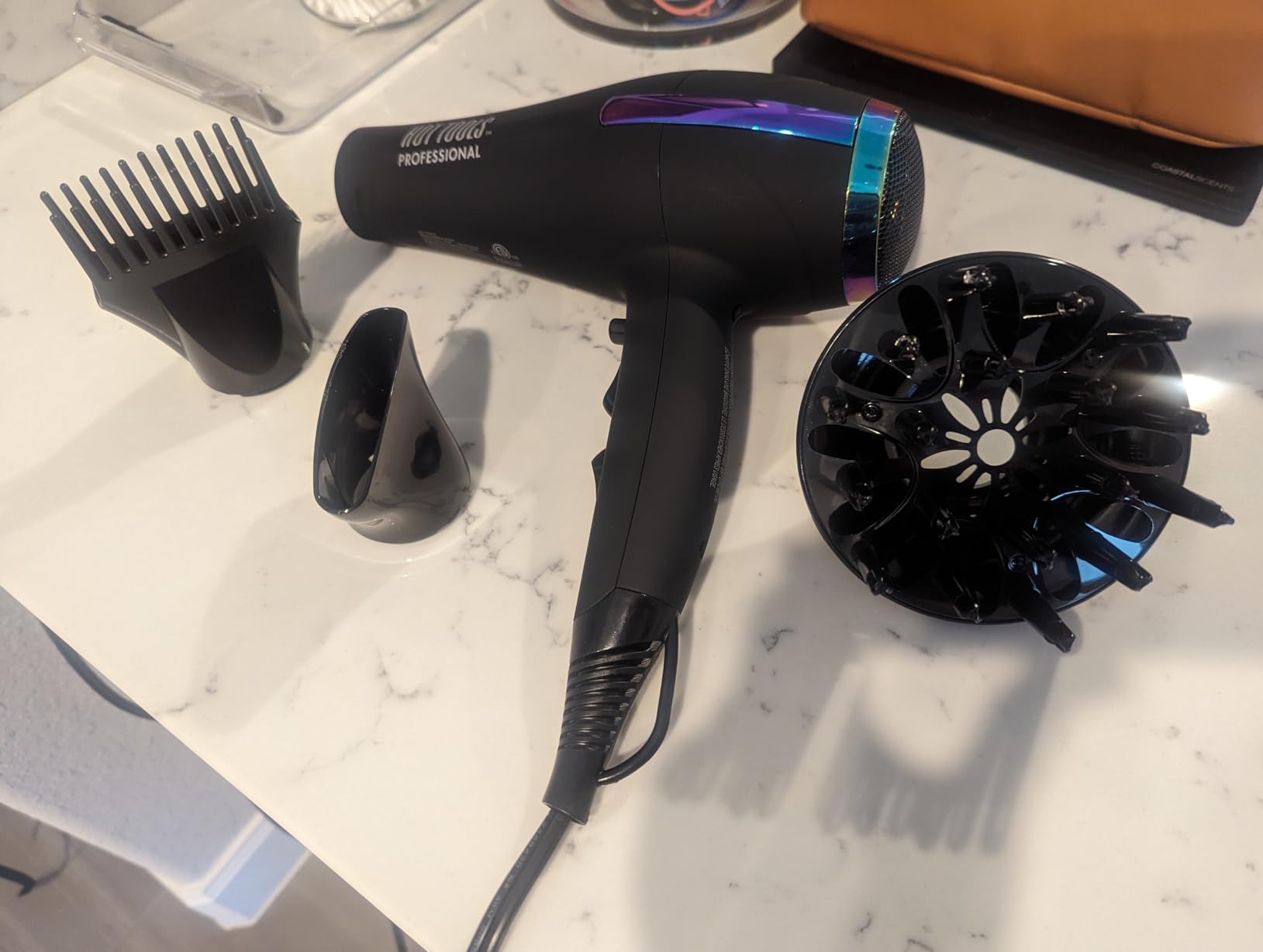 Hot Tools Professional 1875 Watt Ceramic Rainbow Salon Hair Dryer customer photo 2