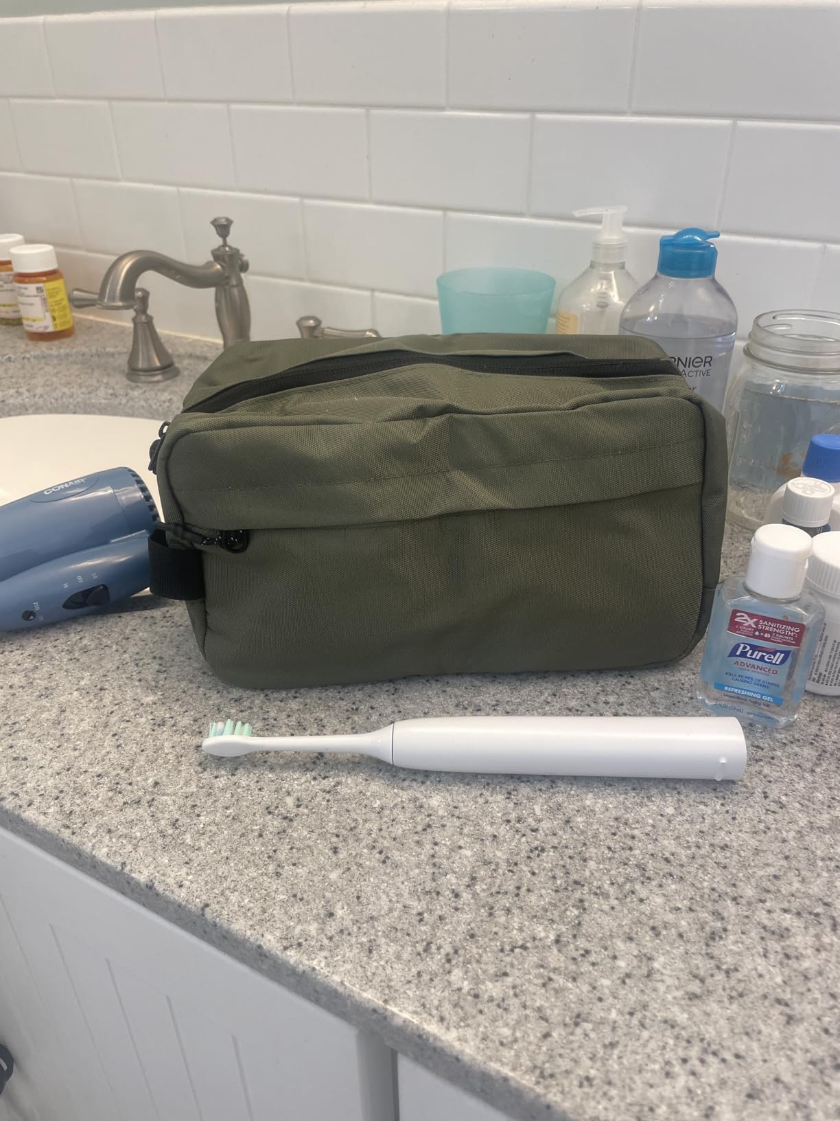 Vorspack Water Resistant Travel Toiletry Bag for Men Women - Medium & Black customer photo 2