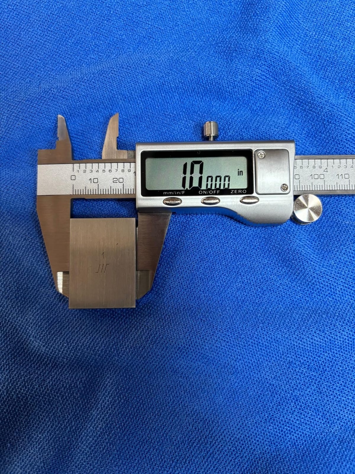 Digital Caliper Measuring Tool, Stainless Steel Vernier Caliper Digital Micrometer with Large LCD Screen, Easy Switch from Inch Metric Fraction, 6 Inch Caliper Tool for DIY/Household customer photo 1