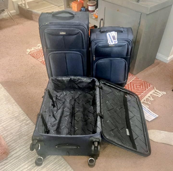 SHOWKOO Luggage Sets 3 Piece Softside Expandable Durable Suitcase Sets customer photo 2