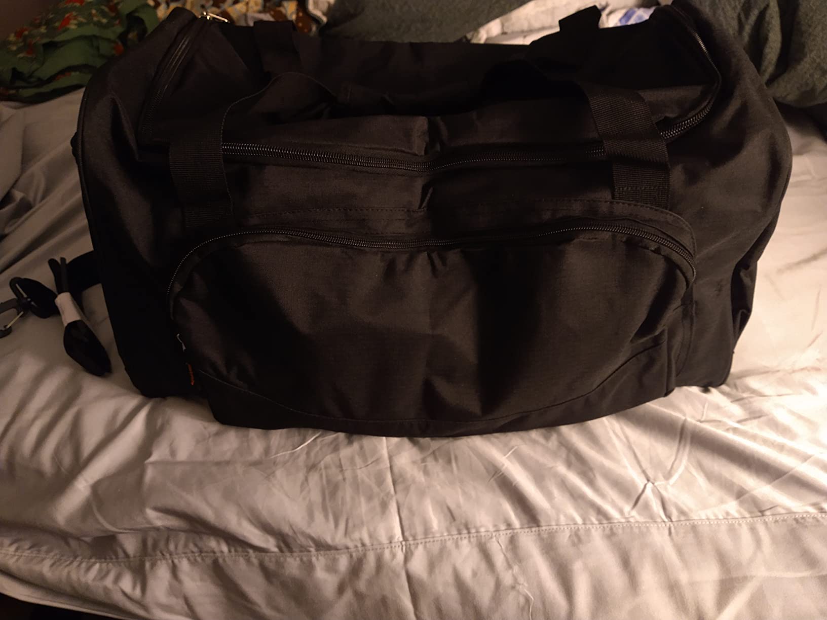 Uarition Gym Bag for Men & Women - 50L Large Duffle Bag for Travel, Black customer photo 1