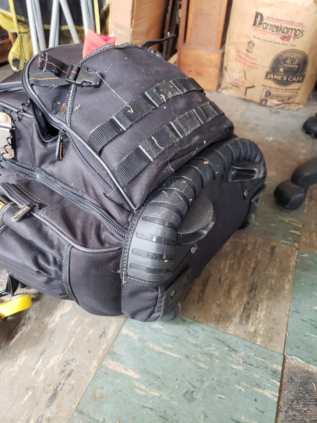 WELKINLAND 72Pockets Rolling Tool backpack, Tool Bag Backpack With Wheels customer photo 2