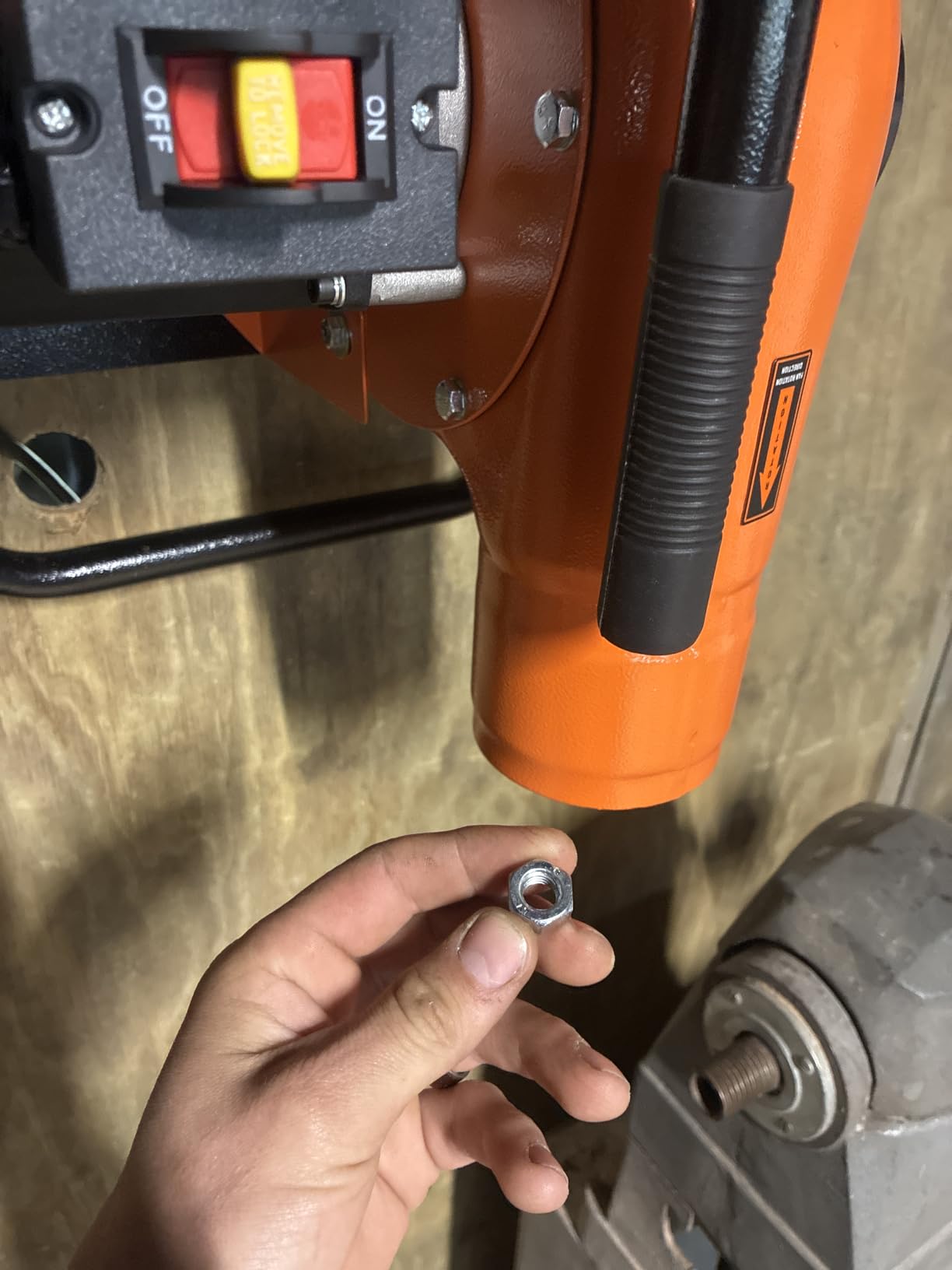 WEN Woodworking Dust Collector, 5.7-Amp Motor with 12-Gallon Bag, Mobile Base, and Optional Wall Mount (DC3401) customer photo 1