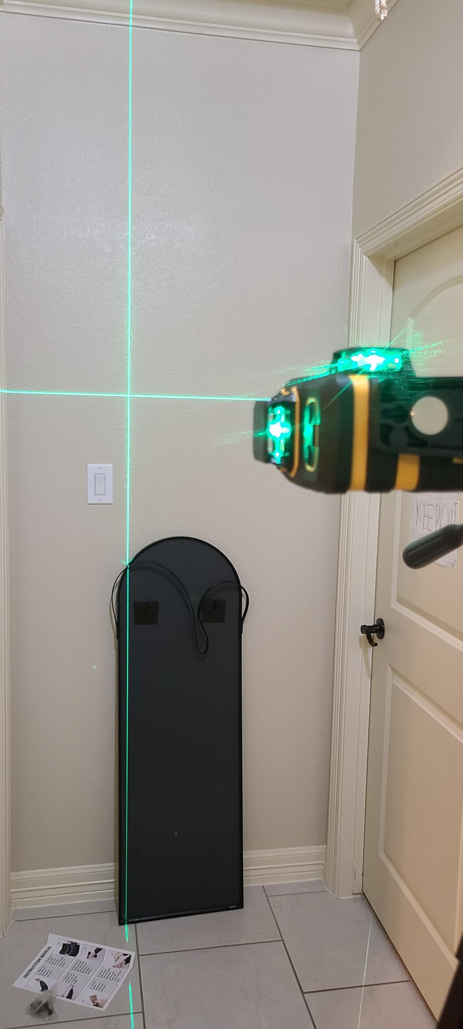 IKOVWUK Laser Level with 12 Green Lines, Built-in 5200 mAh Li-ion Battery customer photo 1