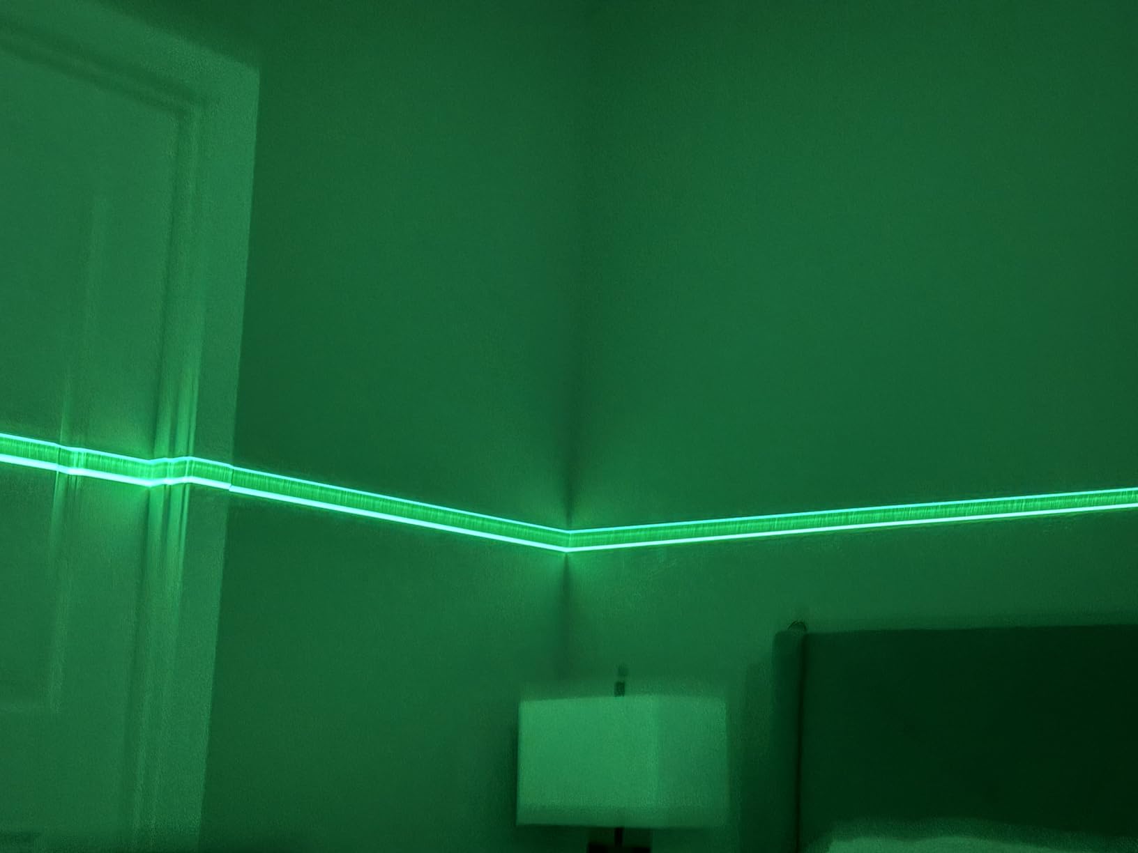 IKOVWUK Laser Level with 12 Green Lines, Built-in 5200 mAh Li-ion Battery customer photo 2