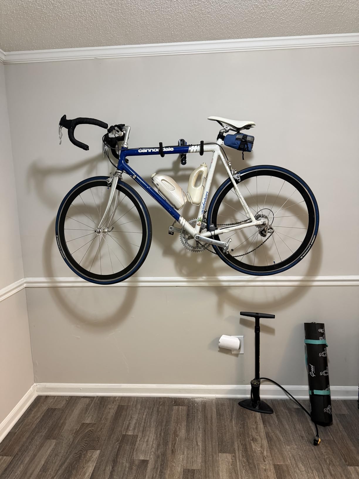 Gootus Bike Wall Mount Hanger - Horizontal Bicycle Indoor Storage Rack customer photo 2