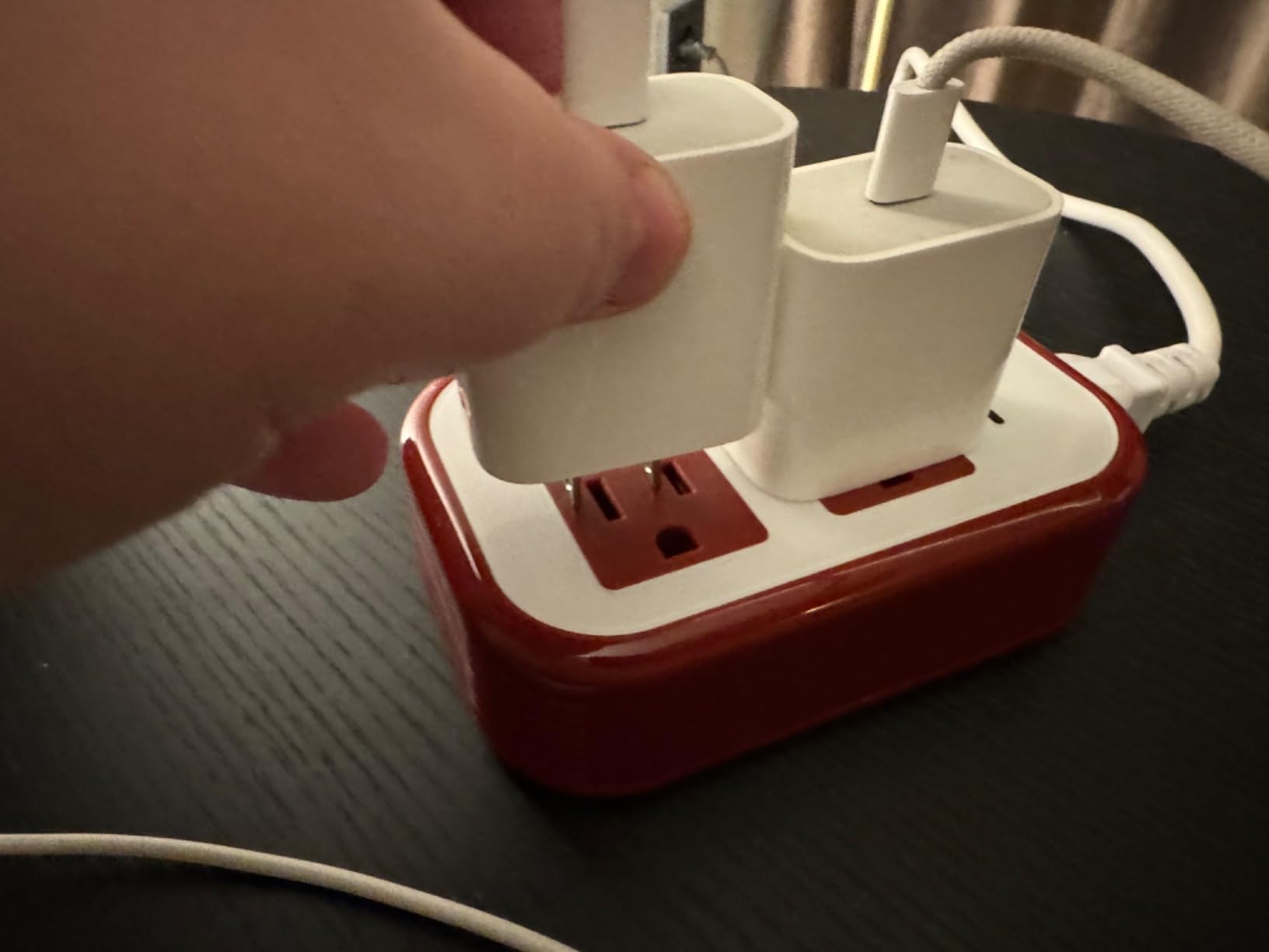220V to 110V Converter Travel Adapter, FOVAL International Step Down Power Converter for Hair Straightener/Curler with 18W USB-C Port Voltage Converter US to Europe Italy UK AU China Plug (White) customer photo 1