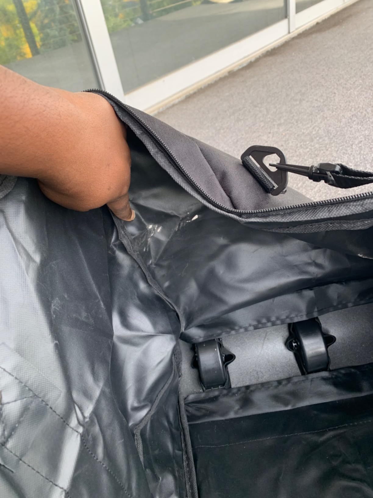 Finnhomy 120L Foldable Rolling Duffel Bag with 3 Wheels, Light Weight Travel Duffel bag with Large Loading Capacity, 32'' Rolling Duffel bag with Shoulder Strap customer photo 2