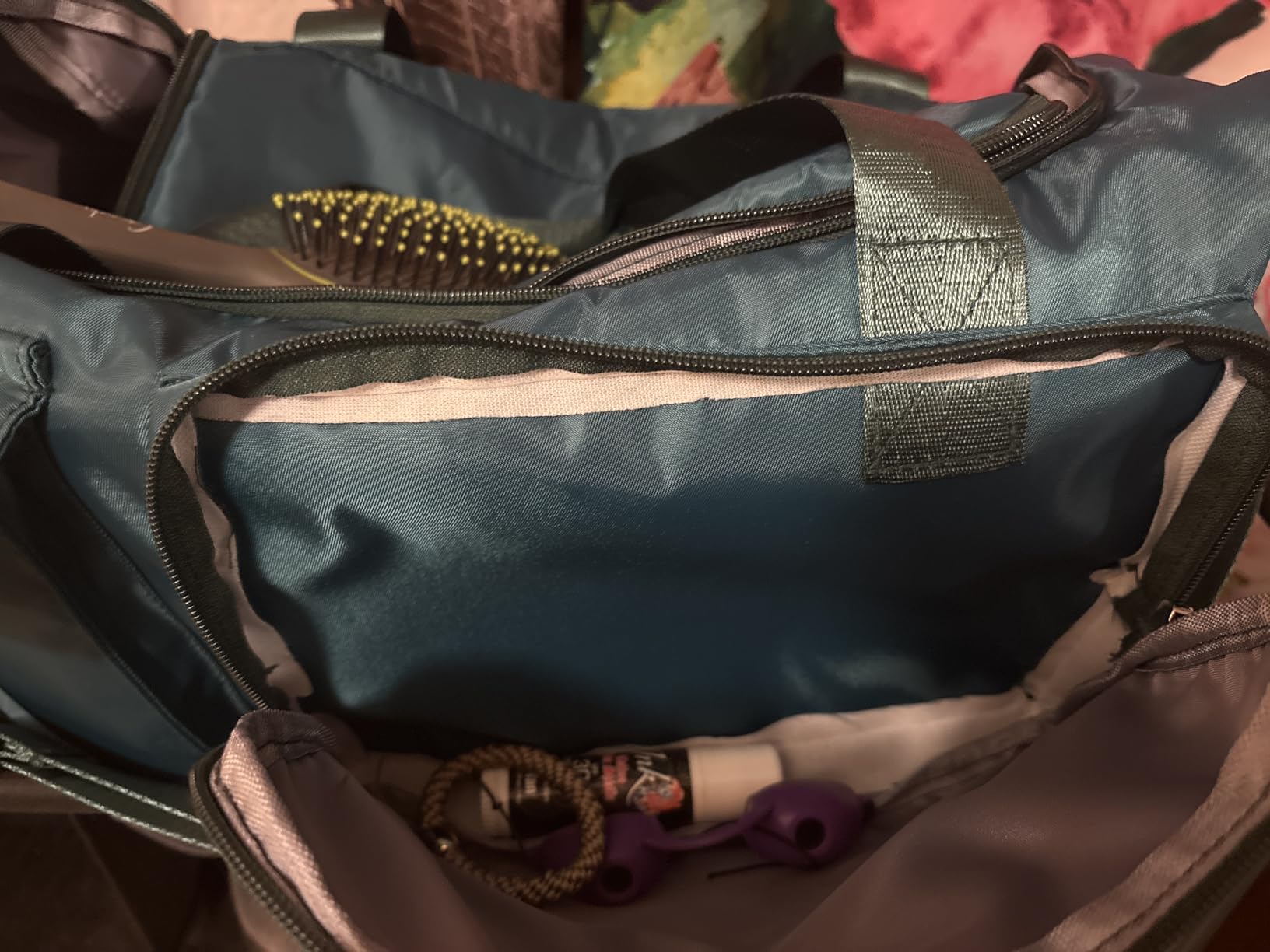 FIORETTO Women's Gym Duffle Bag with Shoes Compartment, 30L Capacity, Ideal for Travel, Gym, Sports, Duffel, Weekender customer photo 2